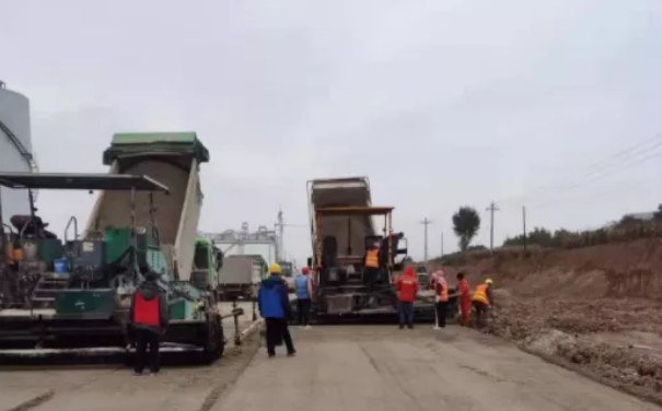 腳踏實地抓項目 擔(dān)當奉獻保民生 ——市產(chǎn)投集團“學(xué)黨史、辦實事、保民生” 穩(wěn)步推進重大項目建設(shè)(圖6)