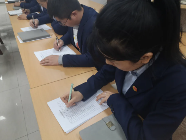 市產投集團團委召開2021年度專題組織生活會(圖4) 市產投集團團委召開2021年度專題組織生活會(圖4)